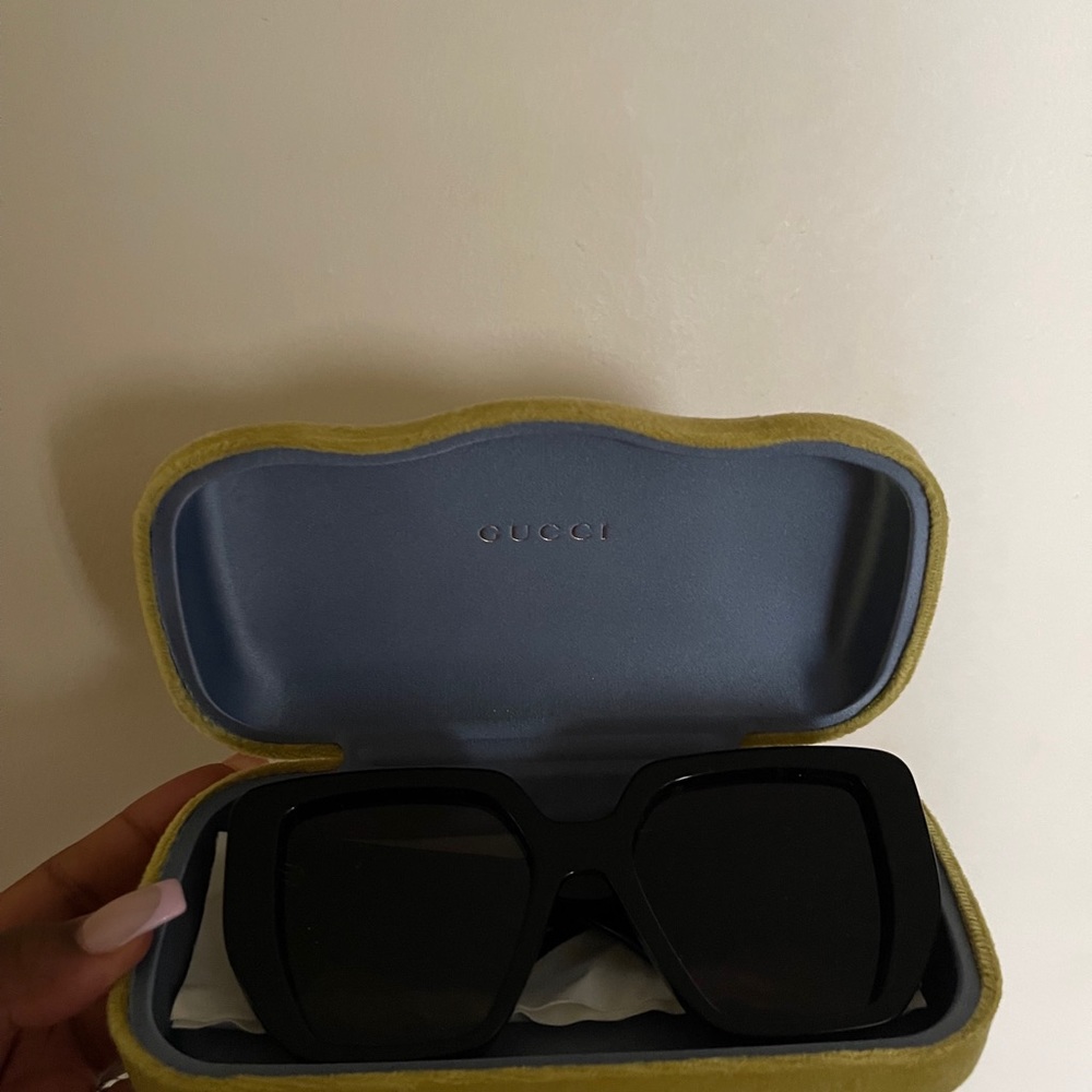 Gucci sunglasses - Picture 3 of 8